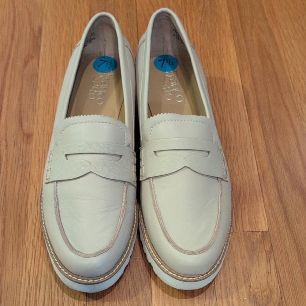 Franco Sarto Cream Loafers with Minimalist Design